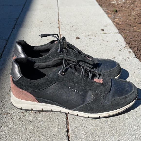 Geox suede lift shoes - Picture 2 of 4